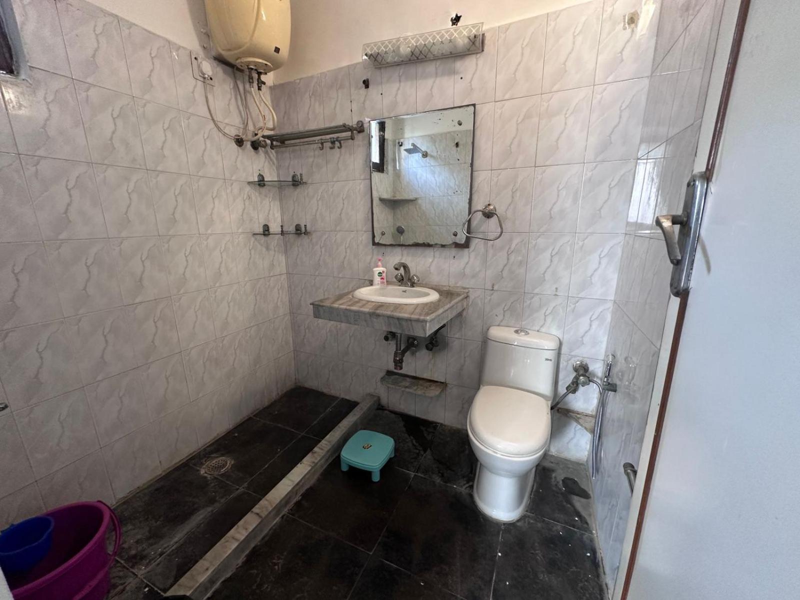 Apartment The Raveesh J42